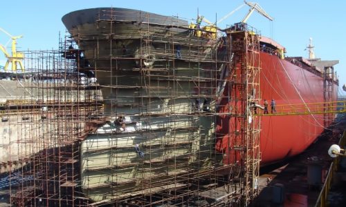 Shipyard_shiprepair_workers-HUGE ship maintenance," "vessel repairs," "marine engineering," "class-certified repairs," "emergency ship servicing."